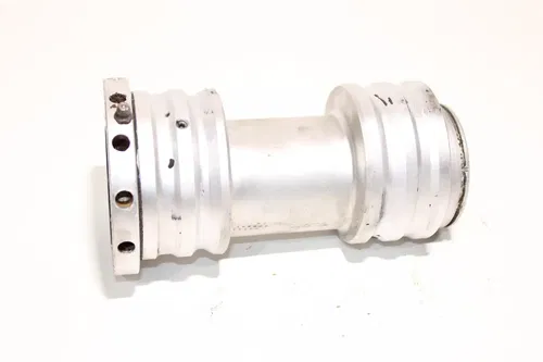 2004-2014 Honda Trx450r Trx450er Rear Back Axle Carrier Assembly