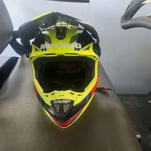 Troy Lee Designs SE4 Carbon Helmets - Size S