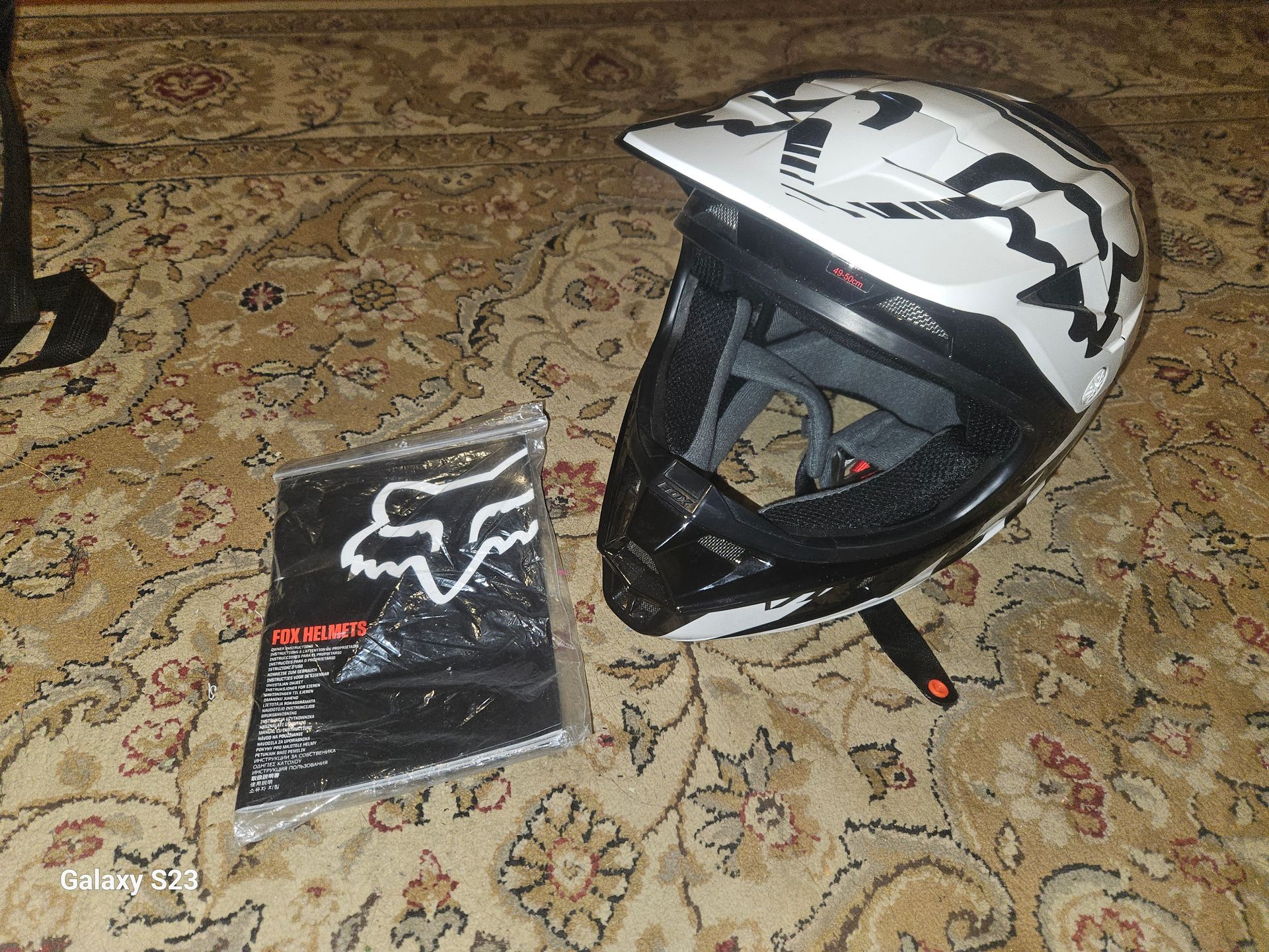Fox V1 YM helmet used