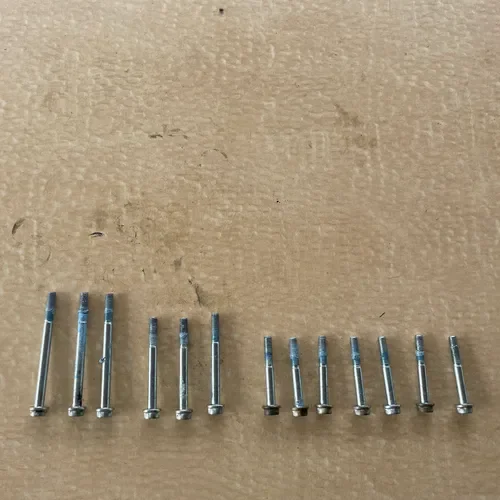 Case Connecting Bolts