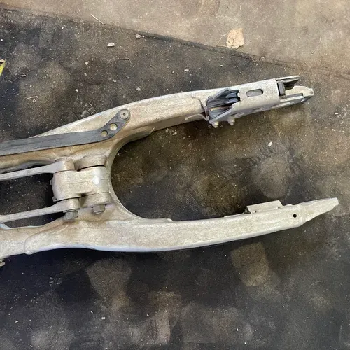 Swing Arm