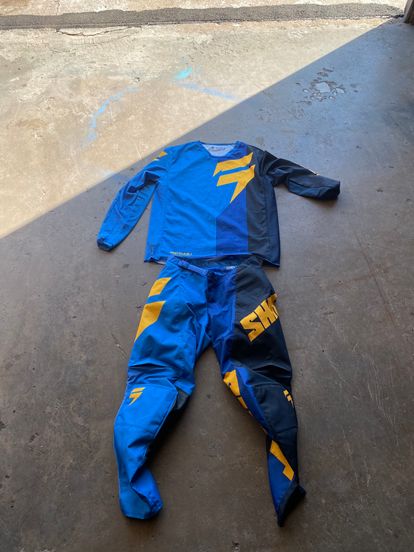 Shift blue and yellow jersey and pants 