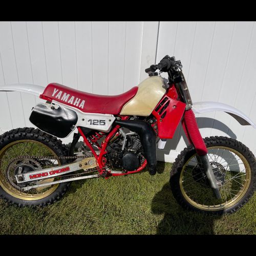 1985 Yamaha YZ125 in excellent condition 