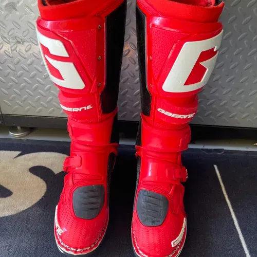 Gaerne SG12 - Size 8