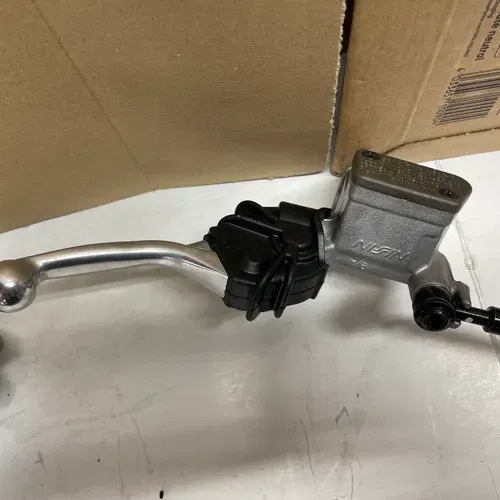 Yz450F Front Brake Setup Lever Master Cylinder Caliper