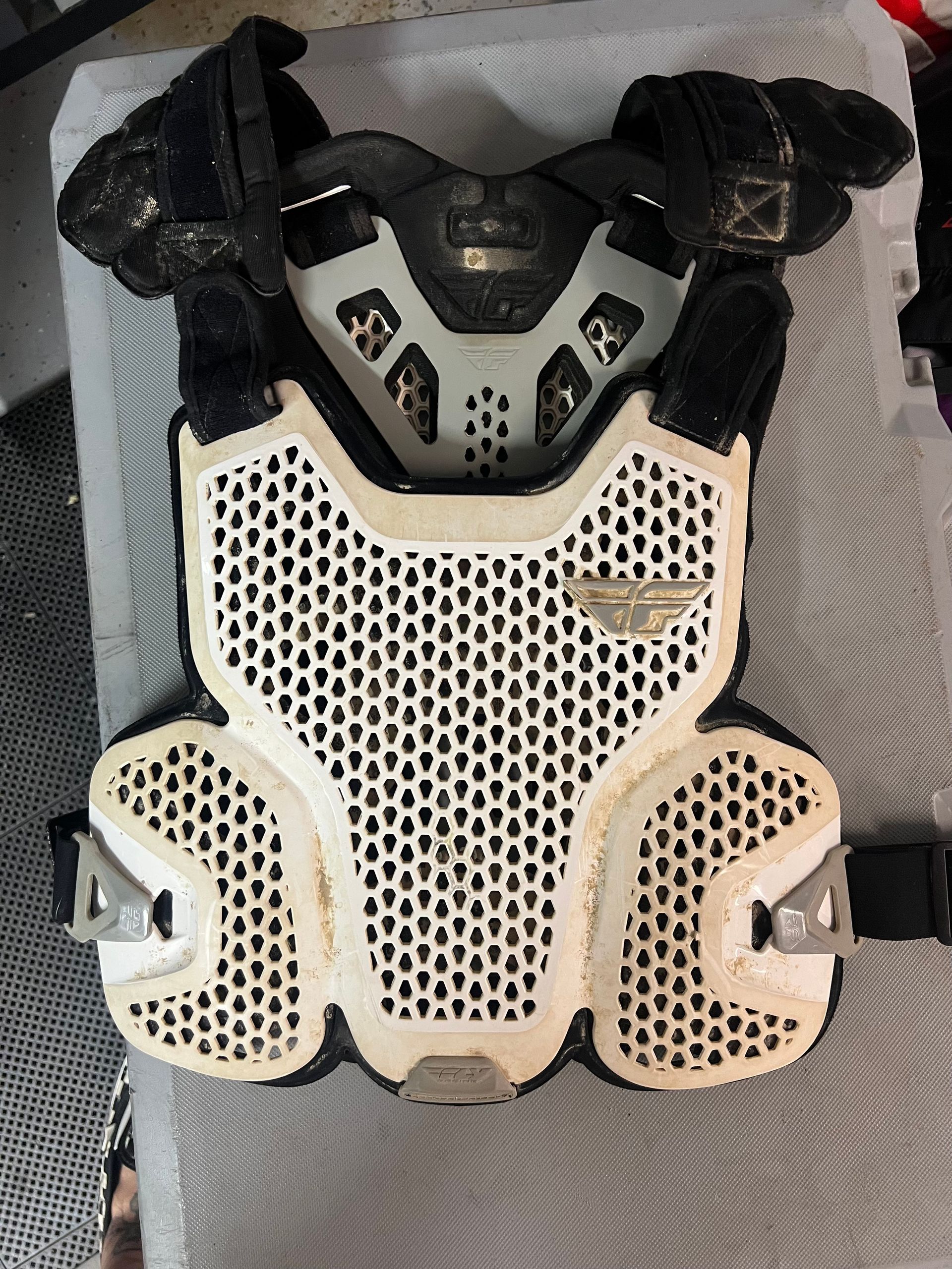 Fly Racing CE Revel Lite Roost Guard White LG/XL