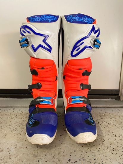 Troy lee designs online alpinestars tech 7 boots
