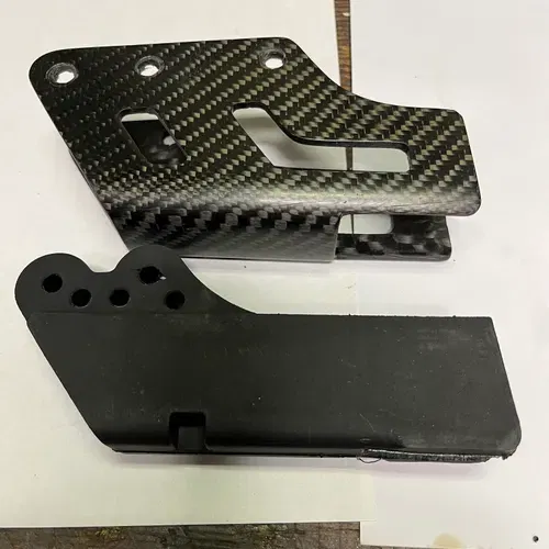 Carbon Fiber Chain Guid