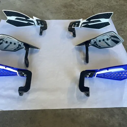 Acerbis Hand Guards Used

3 Sets
Blue 
White
Grey
Retail New Is $40.00 A Pair