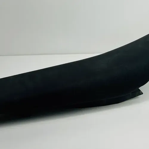 KTM Complete Seat OEM Black Cover KTM 125-450 SX SXF XCF 2016-2018