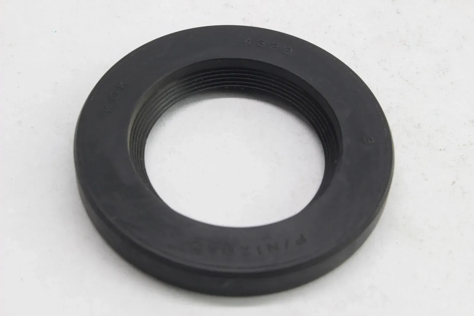 1984+ Harley-Davidson Prim. Main Shaft Seal k2688