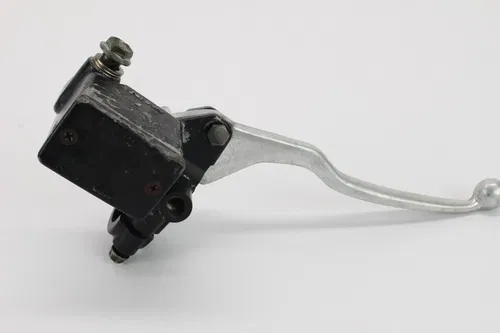 2005 Suzuki Quadsport Z400 Front Brake Master Cylinder W Lever And Switch 5028