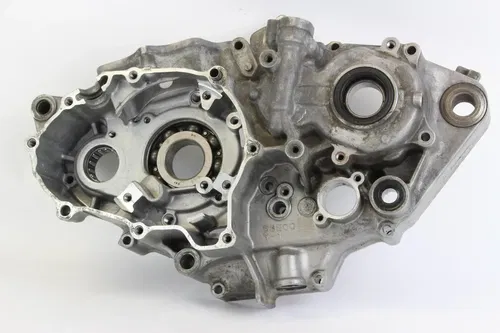 2002 Yamaha Yz426f Right Engine Motor Crankcase Crank Cases Block G3945
