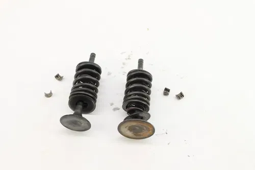 1987 Yamaha Warrior 350 Yfm350x Intake & Exhaust Valve W/Springs k2205
