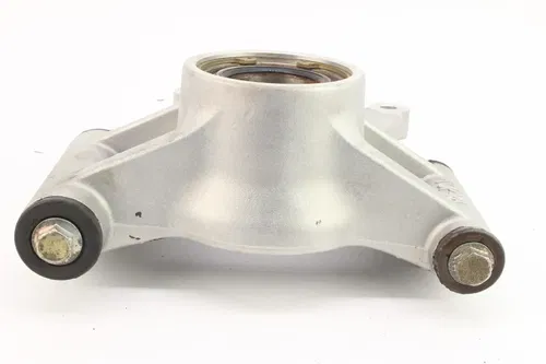 2009 Polaris Sportsman Xp 550 Efi Eps Right Rear Axle Bearing Carrier k7873