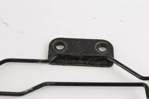 2006 Suzuki Boulevard C50 Hose Bracket c8013