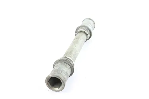2001 Kawasaki Ninja Zx9r Rear Axle Back Wheel Rim Pivot Bolt Axel r2440