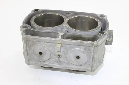 2004 Polaris Sportsman 600 Twin Engine Cylinder Jug Parts Only k7762
