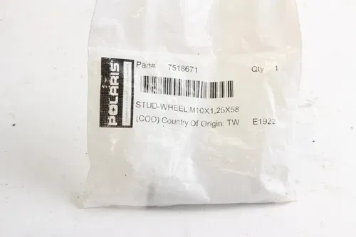 Polaris wheel stud G7248