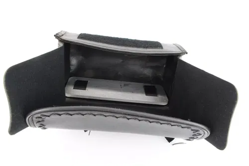 2009 Kawasaki Vulcan 900 Front Cargo Luggage Saddlebag Bag Compartment 8153