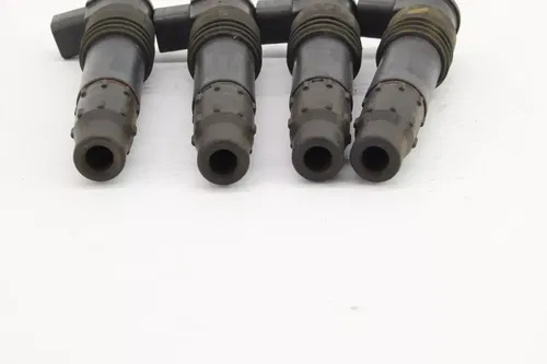 2001 Suzuki Gsxr600 Ignition Coils Coil Spark Plug Caps c4610