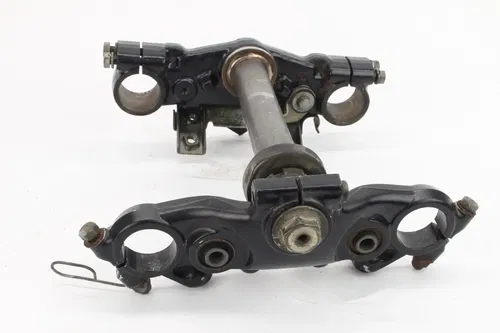 1981 Yamaha Virago 750 Forks  Triple Tree Clamp Assembly 9322