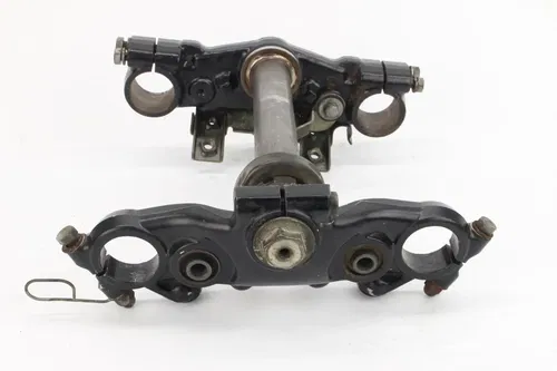 1981 Yamaha Virago 750 Forks  Triple Tree Clamp Assembly 9322