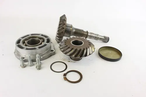 2021 Tracker 800sx Pinion Gear NEEDS BEARINGS REPLACED c1030