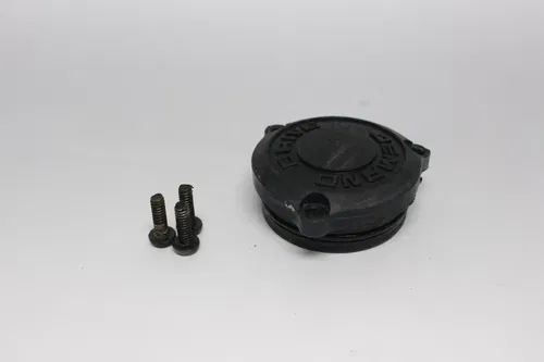 2004 Polaris Scrambler 500 4x4 Oem Front Wheel Right Or Left Hub Cap S1948