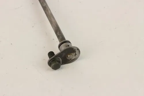 2006 Yamaha Yfz450 Oil Delivery Pipe 2 c7248