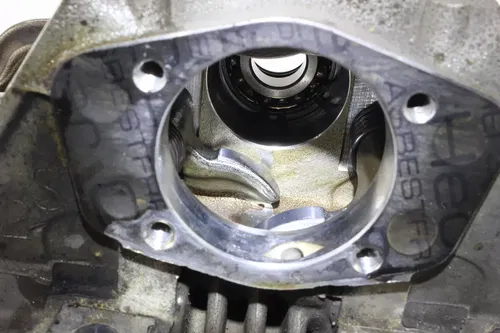2002 Ducati Monster 620 Ie Horizontal Cylinder Head k5062