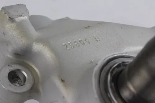 2004 Honda Sportrax 450 Trx450r 2x4 Front Left Steering Knuckle c4143