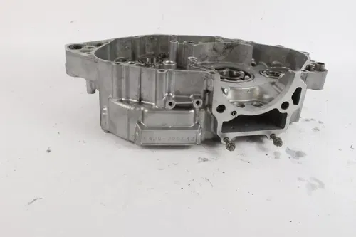 2003 Suzuki Quadsport Z400 Ltz400 2x4 Engine Motor Right Crankcase Crank Cases B