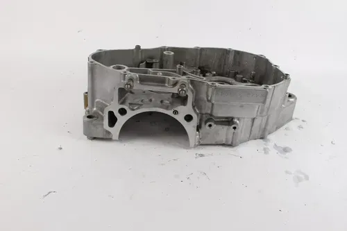 2003 Suzuki Quadsport Z400 Ltz400 2x4 Engine Motor Right Crankcase Crank Cases B