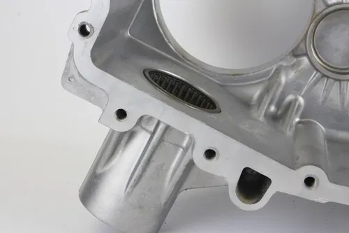2021 Tracker 800sx Transmission Case BEARINGS AND SEALS NEED REPLACING c1030
