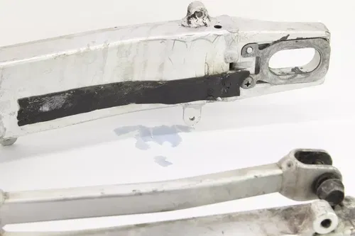 2001 Suzuki Gsxr600 Rear Swingarm Back Suspension Swing Arm c4610