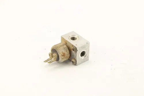 2004 Polaris Sportsman 600 Front Brake Cable Block Cross Fitting r7762
