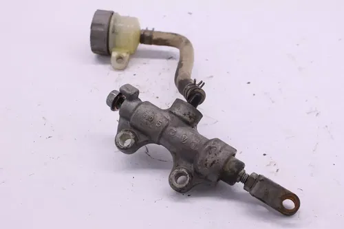 2004 Yamaha Yfz450 Oem Rear Back Brake Master Cylinder W Reservoir S8978