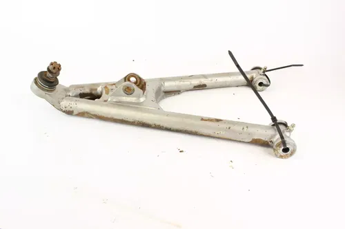 2004 Yamaha Raptor 660r Yfm660r Front Lower Right Control A Arm G3945
