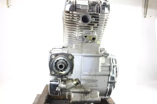 1986 Suzuki Intruder 700 Vs700 Engine Motor k1724