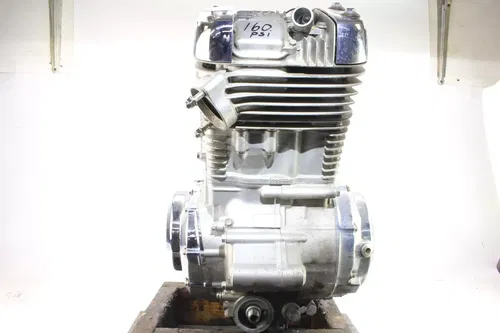 1986 Suzuki Intruder 700 Vs700 Engine Motor k1724