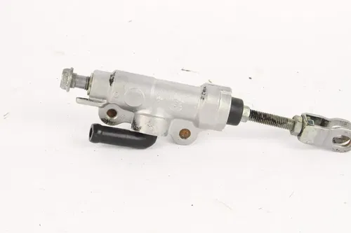 2002 Kawasaki Mojave 250 Ksf250a Oem Rear Back Brake Master Cylinder p4465