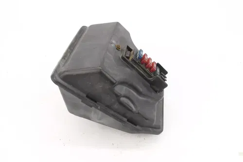 83-86 Honda V65 Magna Fuse Front Plastic Cover Wire Connector Case 7672