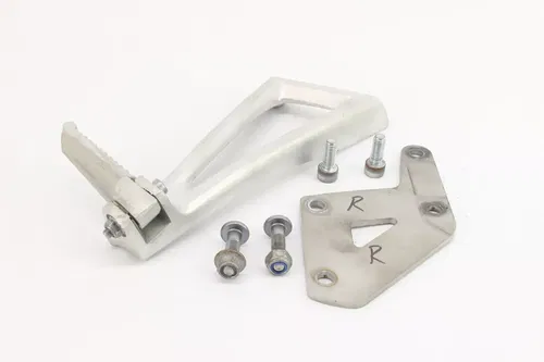 2003 Yamaha Yzf R6 Right Rearset Rear Set Driver Foot Peg k2458