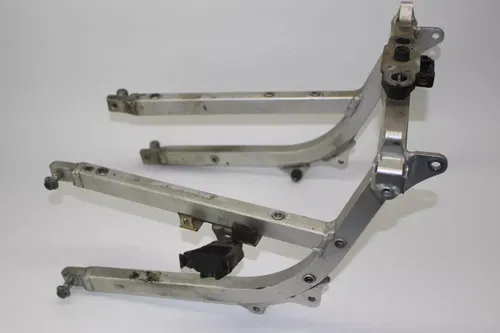 Suzuki Gsxr600 Gsxr750 SRAD Rear Subframe Back Sub Frame Seat Latch 0809