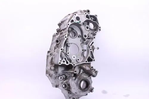 DAMAGED YFZ450R Left Case 09-25 Fuel Injected P1972
