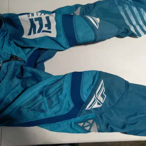 Fly pants and jersey 