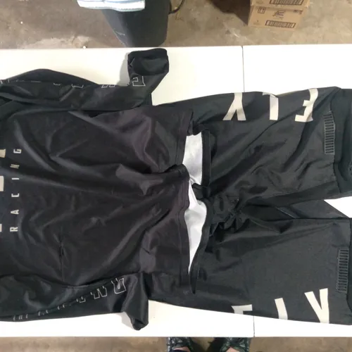 Fly f-16 pants and jersey  