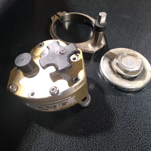 Scotts steering damper 