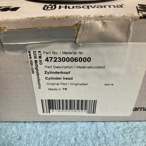 Husqvarna Cylinder Head